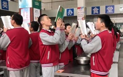 衡水中学一年死几个,衡水中学2022年考上清华北大多少人  第3张